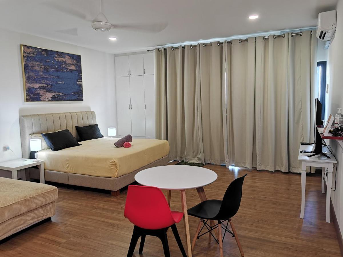 Apple Home 2 At Menara Simfoni, King Size Bed, Cheras, Nexflix, Wifi, Parking Seri Kembangan Zewnętrze zdjęcie