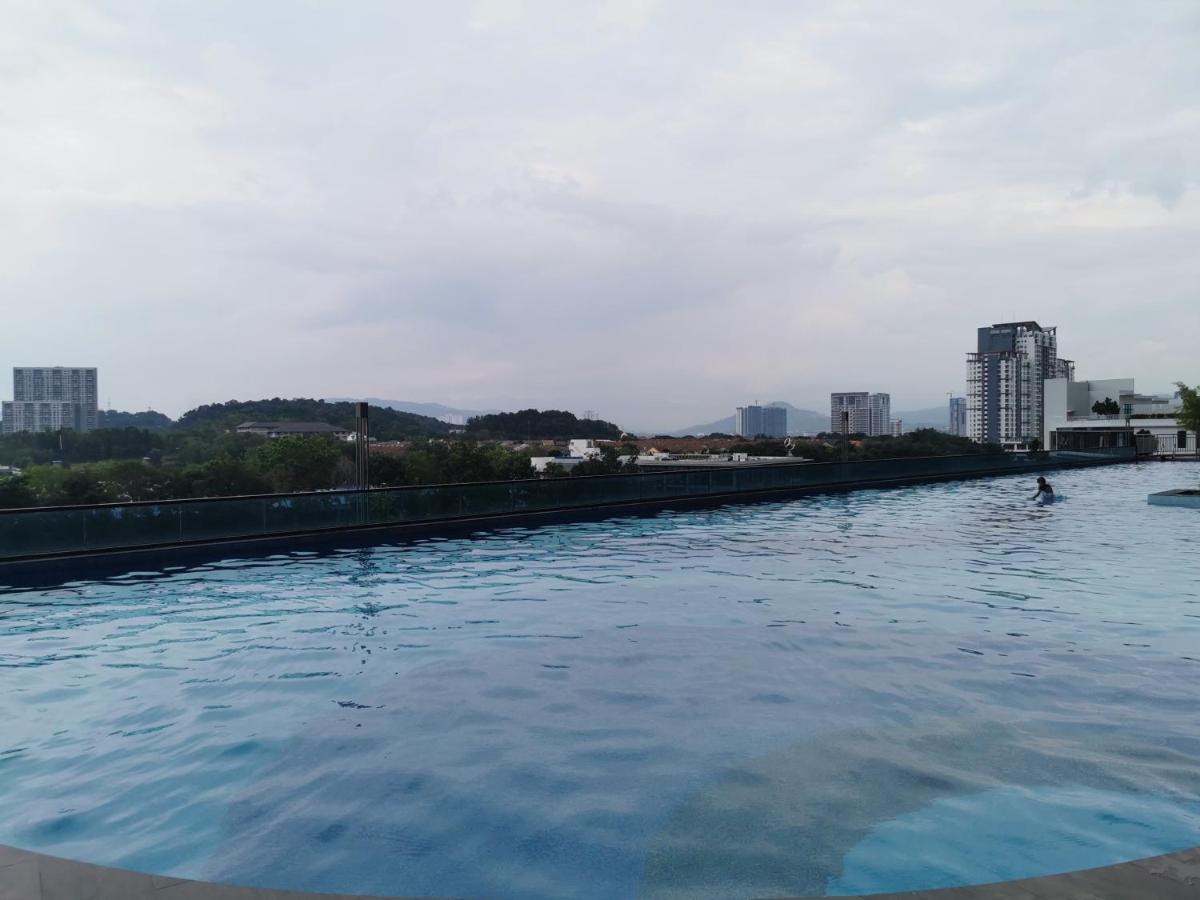 Apple Home 2 At Menara Simfoni, King Size Bed, Cheras, Nexflix, Wifi, Parking Seri Kembangan Zewnętrze zdjęcie